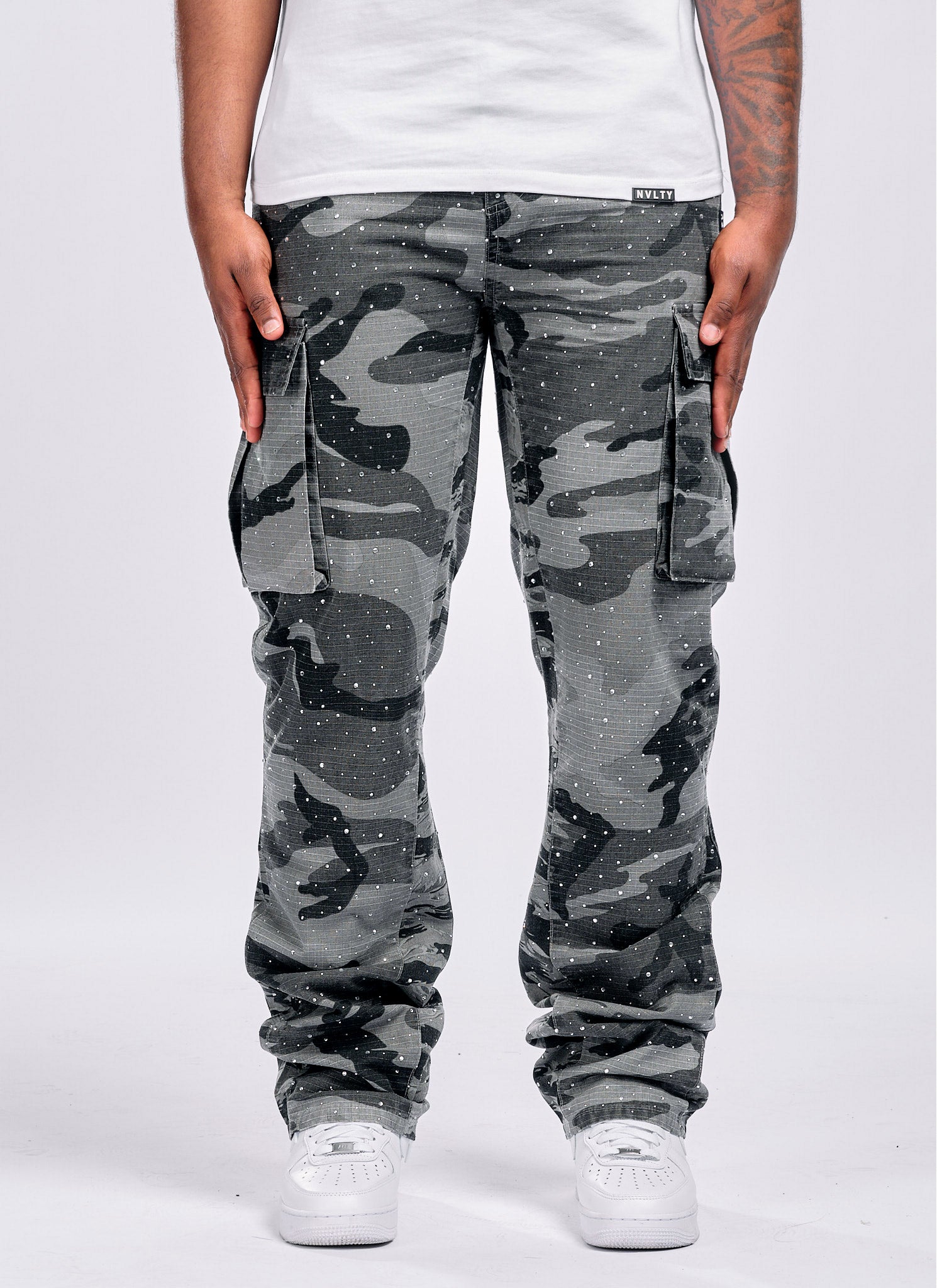 Vintage Flare VVS Cargos - Black Camo
