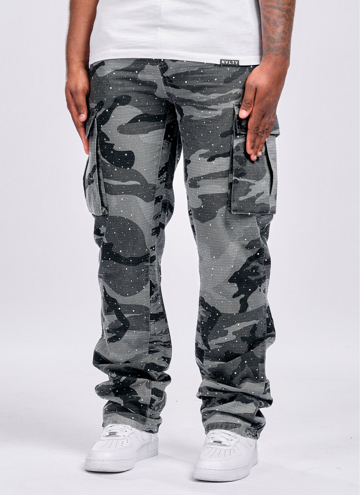 Vintage Flare VVS Cargos - Black Camo