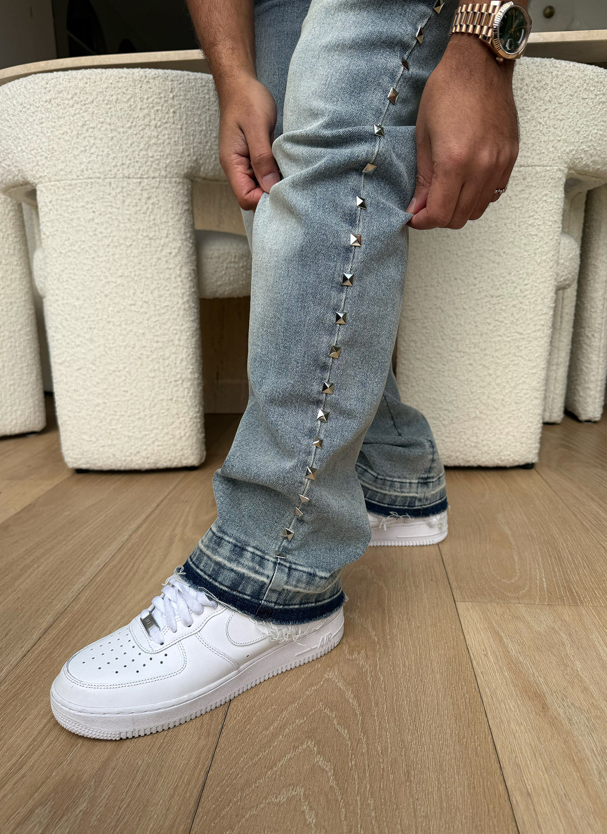 Vintage Pyramid Studded Jeans - Blue