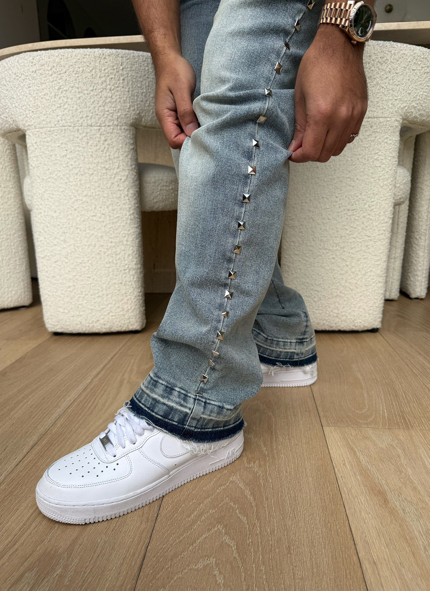 Vintage Pyramid Studded Jeans - Blue