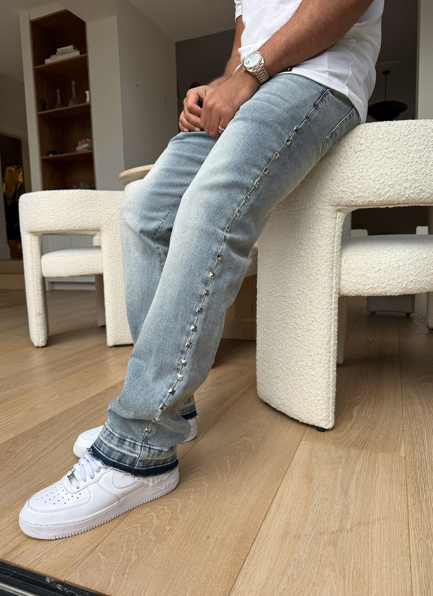 Vintage Pyramid Studded Jeans - Blue