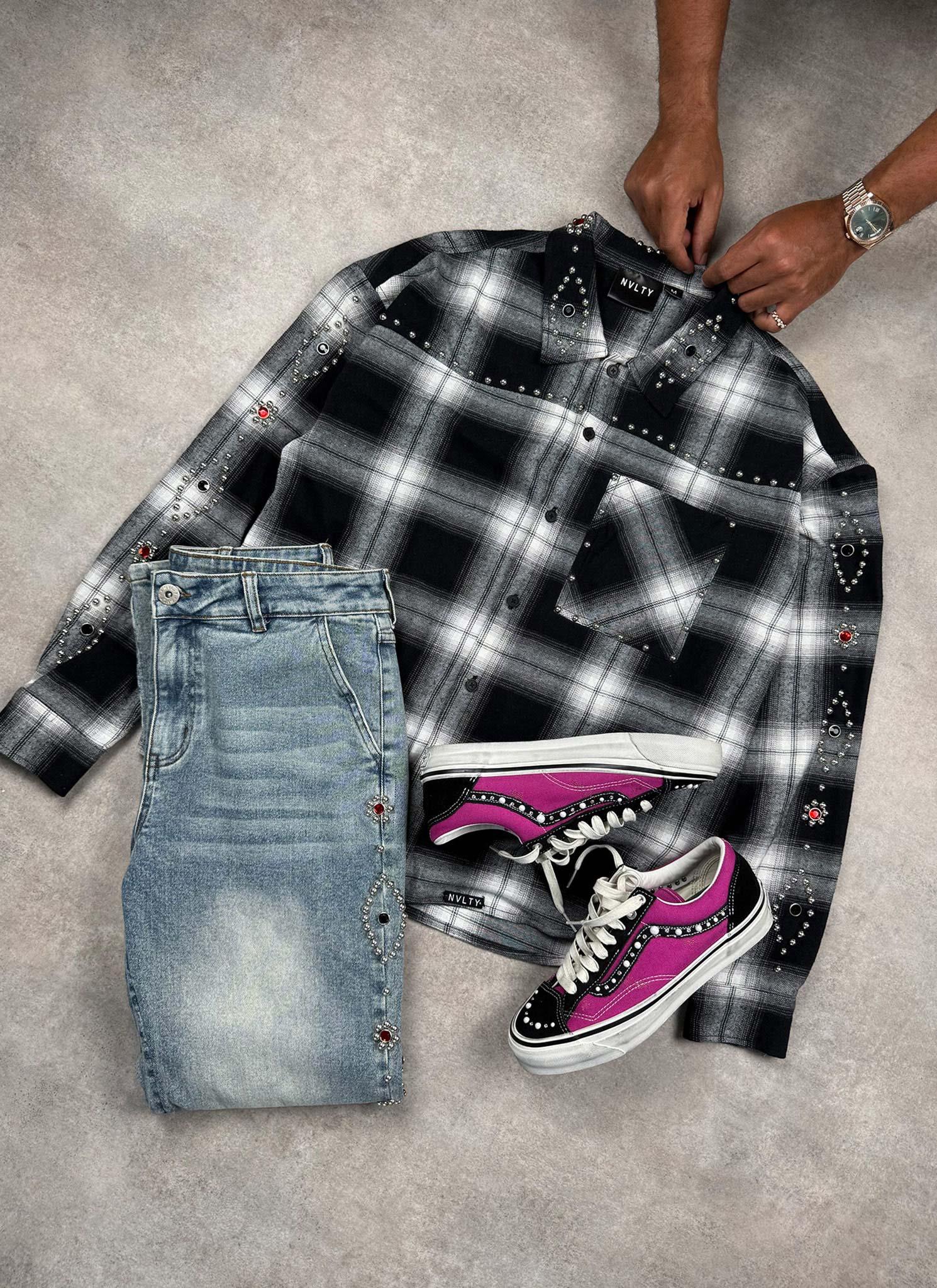 Vintage Studded Flannel - Black