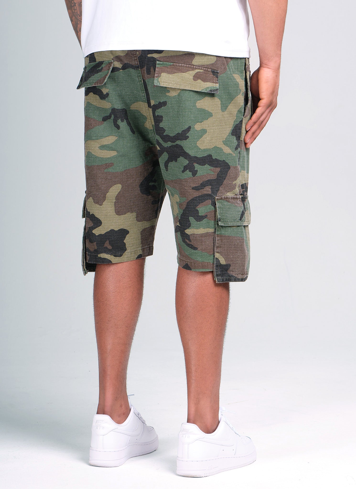 Vintage 4 Pocket Cargo Shorts - Camo