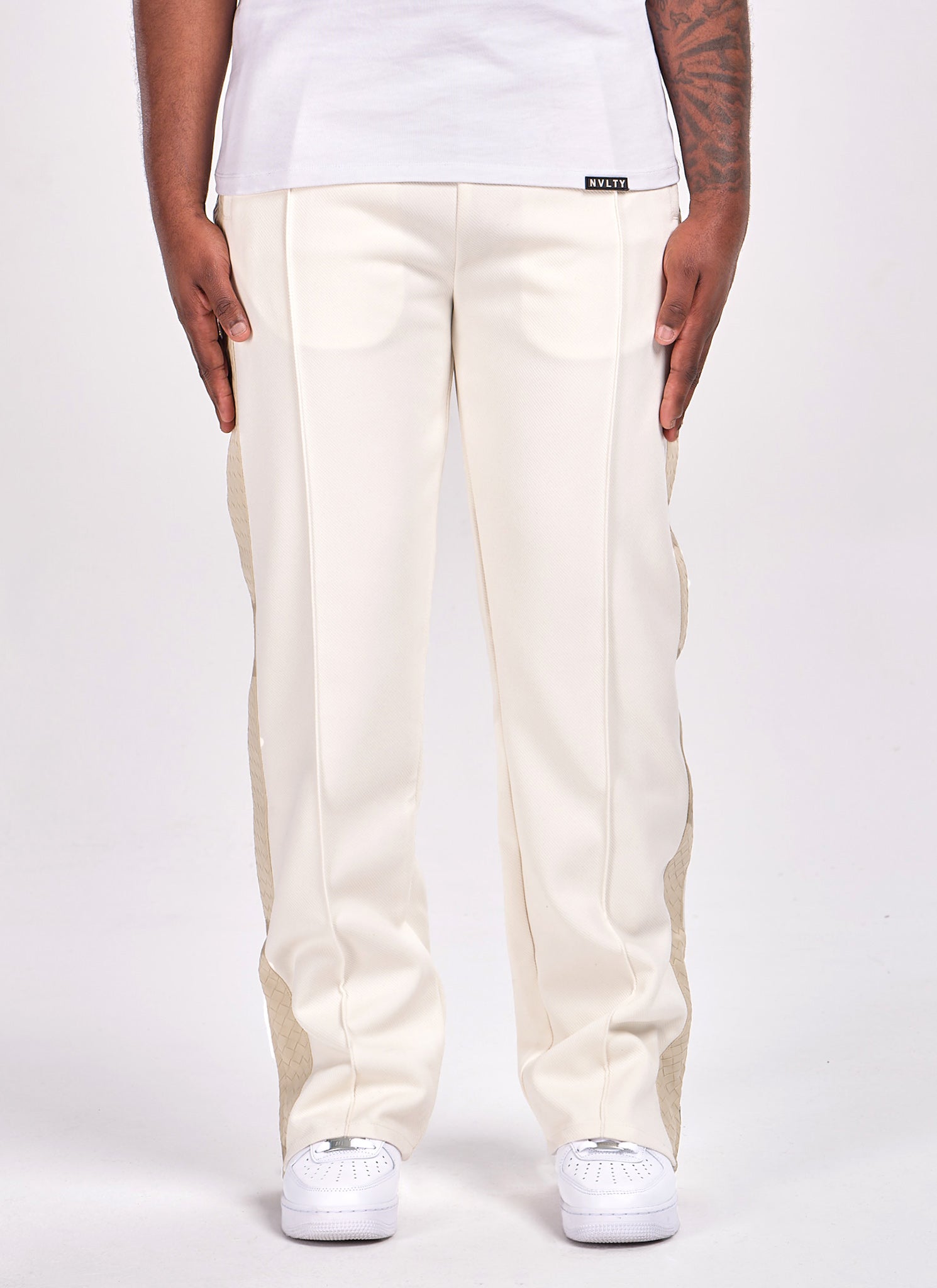 Twill Interlock Pleat Pants - Ivory