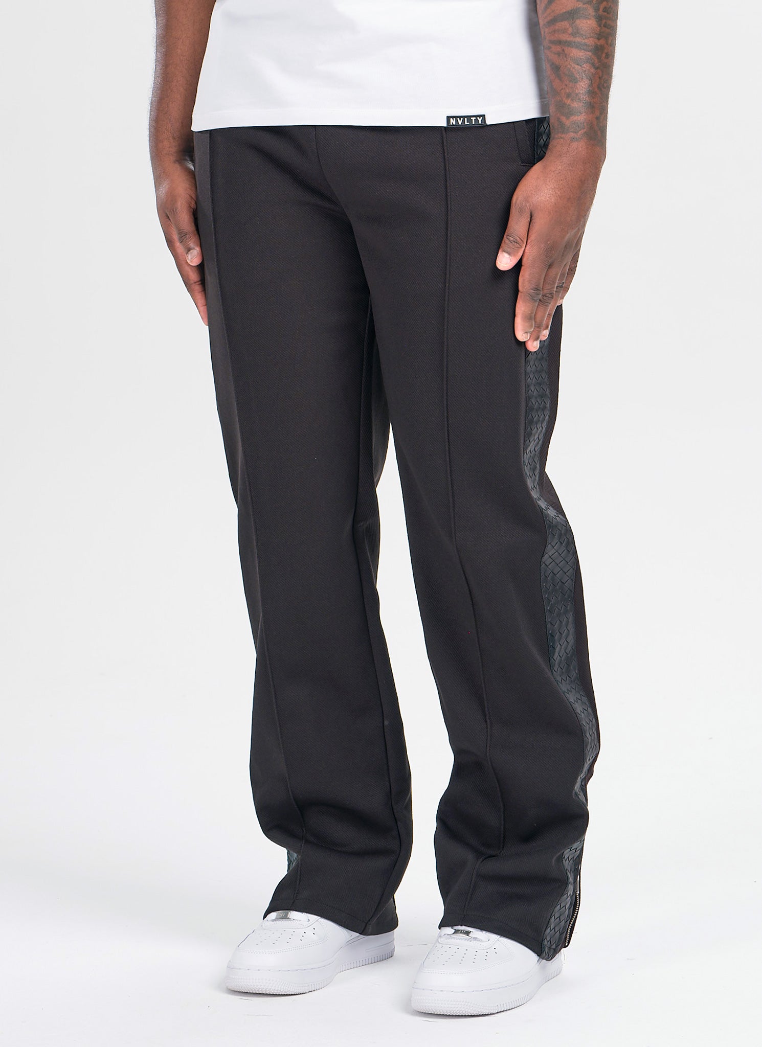 Twill Interlock Pleat Pants - Black