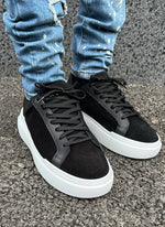 Essence Trainer - Black