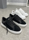 Essence Trainer - Black