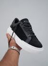 Essence Trainer - Black